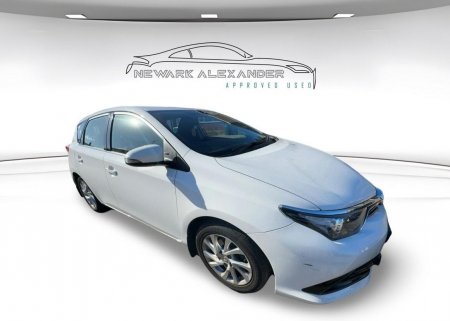 TOYOTA AURIS 1.2 VVT-i Business Edition Euro 6 (s/s) 5dr